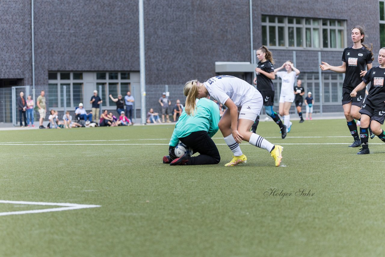 Bild 102 - wBJ Alstertal-Langenhorn - SV Henstedt-Ulzburg : Ergebnis: 4:1